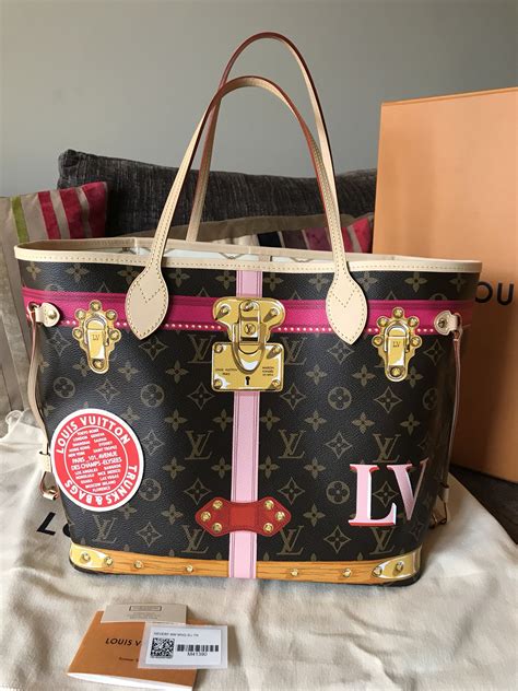 colección louis vuitton 2018|bolsa louis vuitton original precio.